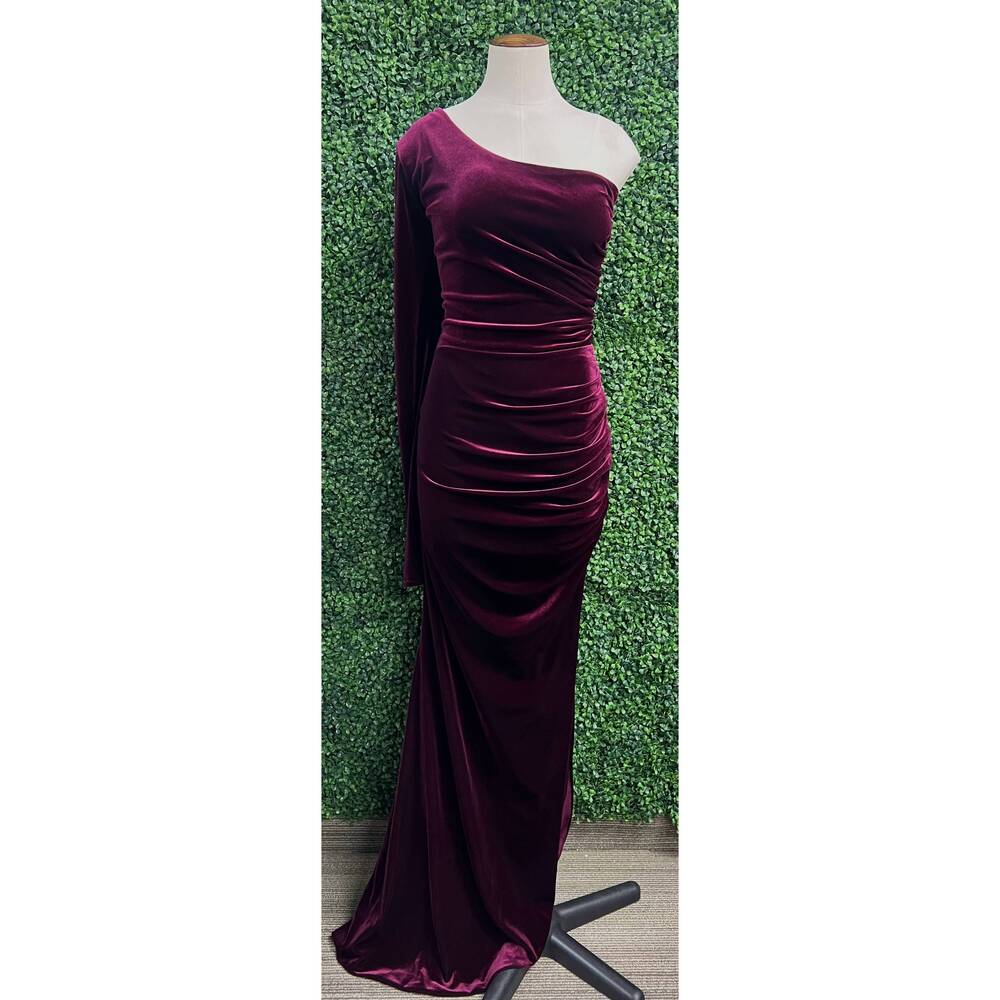 NEW JESSICA ANGEL side slit one sleeve dress in burgundy
